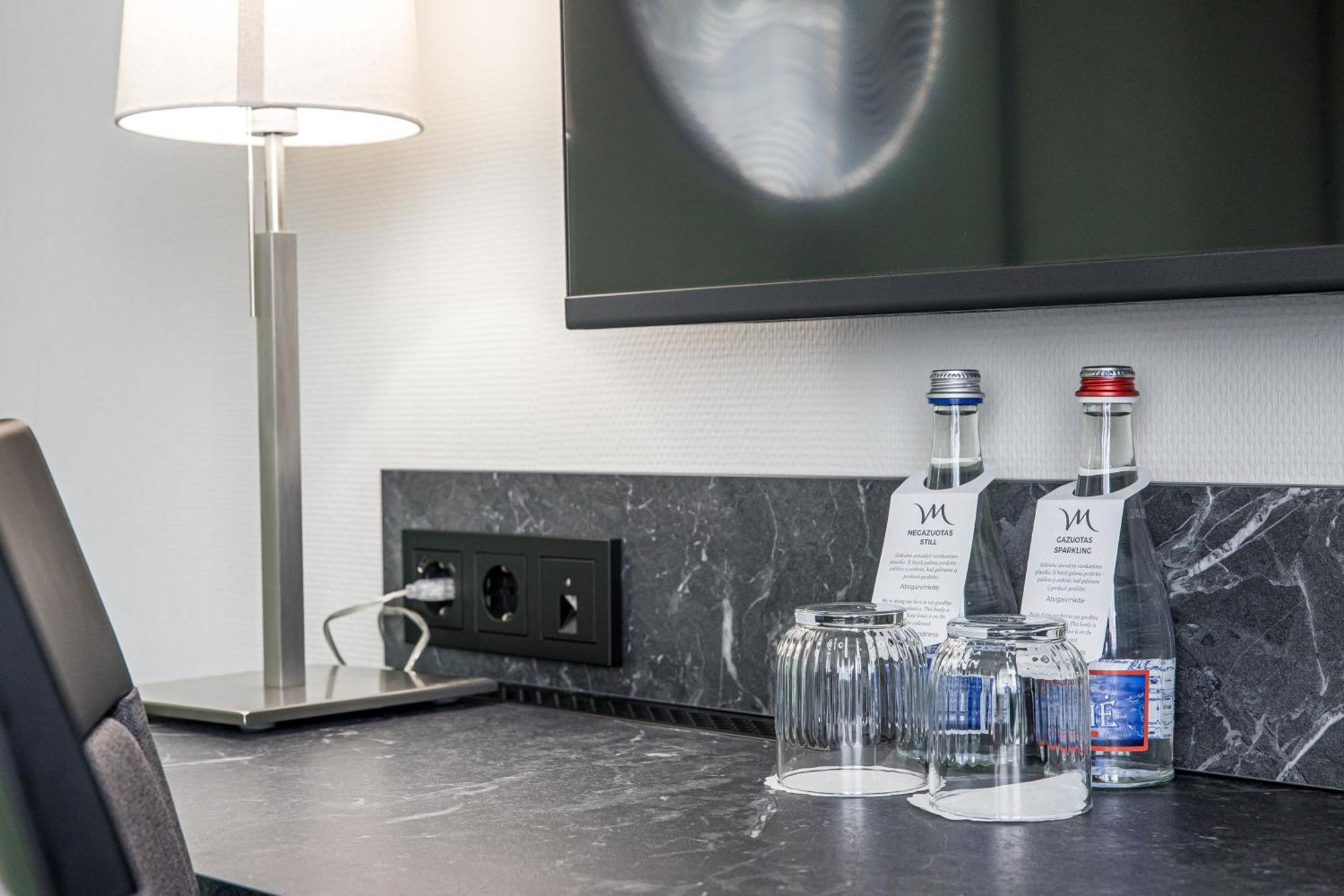 Mercure Palanga Vanagupe Resort & Spa Екстериор снимка Bottled water in a hotel room